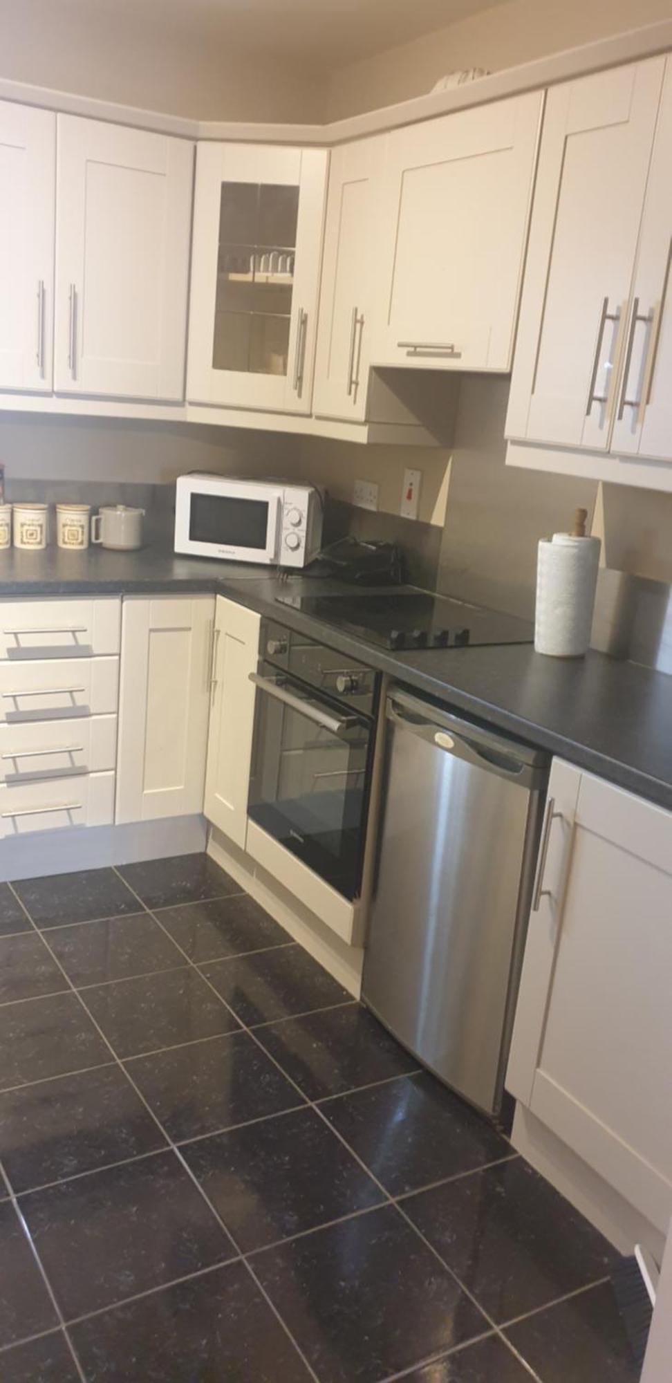 Town Centre Apartment Trim Εξωτερικό φωτογραφία
